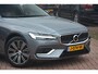 Volvo V60 2.0 T6 Recharge AWD Business Pro | Navigatie | Sportstoelen | Pilot Assist | Stoelverwarming | NL auto!! |