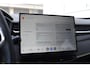 Lynk & Co 01 276PK Automaat Core / Adaptieve cruise control / Stoel - en stuurwielverarming / Parkeersensoren met camera / Apple carplay / Trekhaak / Metallic lak / 19" lichtmetalen velgen