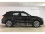 Lynk & Co 01 276PK Automaat Core / Adaptieve cruise control / Stoel - en stuurwielverarming / Parkeersensoren met camera / Apple carplay / Trekhaak / Metallic lak / 19" lichtmetalen velgen