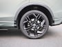 Volkswagen Tiguan 1.5 eHybrid R-Line Edition 204 PK| Origineel Nederlands | 1e Eigenaar | Navigatie | Achteruitrijcamera | Black Style | Digitale Cockpit Pro | 20 Inch Velgen | Sfeerverlichting