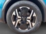 Peugeot 2008 1.2 Hybrid 145 Allure *Automaat*Navi+Camera*Climate Control*LM.Velgen*Parkeersensoren*Keyless Entry*Zeer weinig KM!