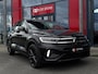 Volkswagen T-Roc 1.5 TSI 3 x R-Line | LED | Stoelverwarming | Carplay | Adaptive Cruise | Dode hoek detectie | Black Pakket |