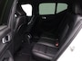 Volvo XC40 T5 262PK Plug-in hybrid R-Design / Trekhaak / Leder / Stoel+Stuurwiel+Achterbank Verwarming / Extra Getint Glas / Adaptieve Full Led / DAB+ / Adaptive Cruise / Pilot Assist