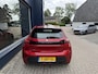 Peugeot 208 1.2 Turbo 100PK Active Pack | 6-Bak | Navigatie via Telefoon | Stoelverwarming | Lichtmetalen Velgen | 1e Eigenaarsauto met slechts 15000 KM | Airconditioning | Cruise Control | Parkeersensoren | Elektrisch Pakket | Multimediascherm | Multifunctioneel Stuurwiel |