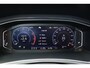 Volkswagen T-Roc 1.5 TSI Sport trekhaak, 18" LMV, LED, achteruitrijcamera, navigatie, zwarte hemel + zwart dak, spiegel pakket, winterpakket met stoelverwarming, park assist, ACC, digital cockpit pro etc.