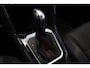 Volkswagen T-Roc 1.5 TSI Sport trekhaak, 18" LMV, LED, achteruitrijcamera, navigatie, zwarte hemel + zwart dak, spiegel pakket, winterpakket met stoelverwarming, park assist, ACC, digital cockpit pro etc.
