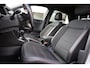 Volkswagen T-Roc 1.5 TSI Sport trekhaak, 18" LMV, LED, achteruitrijcamera, navigatie, zwarte hemel + zwart dak, spiegel pakket, winterpakket met stoelverwarming, park assist, ACC, digital cockpit pro etc.