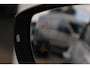 Volkswagen T-Roc 1.5 TSI Sport trekhaak, 18" LMV, LED, achteruitrijcamera, navigatie, zwarte hemel + zwart dak, spiegel pakket, winterpakket met stoelverwarming, park assist, ACC, digital cockpit pro etc.