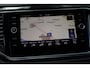 Volkswagen T-Roc 1.5 TSI Sport trekhaak, 18" LMV, LED, achteruitrijcamera, navigatie, zwarte hemel + zwart dak, spiegel pakket, winterpakket met stoelverwarming, park assist, ACC, digital cockpit pro etc.