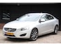 Volvo S60 1.6 T3 Business Navigatie/Parkeersensor/18"inch lmv/Trekhaak afneembaar