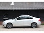 Volvo S60 1.6 T3 Business Navigatie/Parkeersensor/18"inch lmv/Trekhaak afneembaar