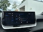 Peugeot 2008 1.2 Hybrid 145 PK Allure | Automaat Hybride | BOUWJAAR 2026 DEMO MET €6.000 VOORDEEL | 360 Graden Camera | Dode Hoek Detectie | Parkeersensoren V+A | Hoge Zitpositie | Climate Control | Stoelverwarming | Navigatie via Telefoon | Dakrails | Cruise Control | Apple Carplay & Android Auto draadloos | LED Verlichting | 17" Lichtmetalen Velgen |