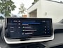 Peugeot 2008 1.2 Hybrid 145 PK Allure | Automaat Hybride | BOUWJAAR 2026 DEMO MET €6.000 VOORDEEL | 360 Graden Camera | Dode Hoek Detectie | Parkeersensoren V+A | Hoge Zitpositie | Climate Control | Stoelverwarming | Navigatie via Telefoon | Dakrails | Cruise Control | Apple Carplay & Android Auto draadloos | LED Verlichting | 17" Lichtmetalen Velgen |