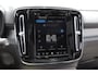 Volvo EX40 Single Motor Extended Range Plus Black Ed. 82 kWh / DEMO LEX / Panoramadak / Apple Carplay / Android Auto / Harman kardon audio / Adaptive cruise control / Pilot assist / Lichtmetalen velgen /