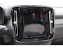 Volvo EX40 Single Motor Extended Range Plus Black Ed. 82 kWh / DEMO LEX / Panoramadak / Apple Carplay / Android Auto / Harman kardon audio / Adaptive cruise control / Pilot assist / Lichtmetalen velgen /