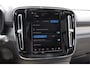 Volvo EX40 Single Motor Extended Range Plus Black Ed. 82 kWh / DEMO LEX / Panoramadak / Apple Carplay / Android Auto / Harman kardon audio / Adaptive cruise control / Pilot assist / Lichtmetalen velgen /
