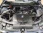 BMW 3-Serie Touring 320i High Executive, Dealer oh. Trekhaak, Schuif/kantel dak.