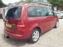 Volkswagen Touran 2.0-16V FSI Highline-7 pers clima 6 bak