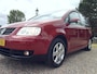 Volkswagen Touran 2.0-16V FSI Highline-7 pers clima 6 bak