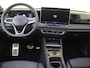Volkswagen Tiguan 1.5 eHybrid R-Line Edition | SoH 99% | Panoramadak | Lederen bekleding ‘Varenna’ | Trekhaak | Harman/kardon | Head-up display | Adaptieve demping | Black style | Stoelventilatie voor |