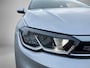 Volkswagen Polo 1.0 TSI 95pk R-Line · Navigatie · Apple/Android Car Play · Camera + Parkeersensoren · Stoelverwarming · Garantie t/m 10-07-2027 of 100000km.