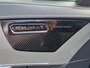Volvo XC90 T8 Recharge AWD R-Design met Lounge Pack (audio installatie premium, elektrisch glazen schuif-/kanteldak, head-up display, rondomzicht camera)