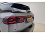 Jeep Compass First Edition 74 kWh | DEMO | Lederen bekleding | Massagestoelen | Stoelventilatie en verwarming | Keyless | Climate control | Draadloze telefoonlader