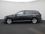 Volkswagen Passat Variant 1.4 TSI PHEV GTE Business 218 PK| Dealeronderhouden | Trekhaak | Panoramadak | Bestuurderstoel Elektrisch Met Geheugen | Navigatie | LED Matrix | Stoelverwarming | Stuurwielverwarming | Achteruitrijcamera