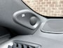 Toyota Yaris 1.5 Hybrid Executive | Bi-Tone | Afn. trekhaak | Navigatie | Head-Up Display | NL-auto