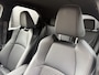 Toyota Yaris 1.5 Hybrid Executive | Bi-Tone | Afn. trekhaak | Navigatie | Head-Up Display | NL-auto