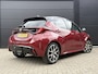 Toyota Yaris 1.5 Hybrid Executive | Bi-Tone | Afn. trekhaak | Navigatie | Head-Up Display | NL-auto