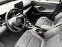 Toyota Yaris 1.5 Hybrid Executive | Bi-Tone | Afn. trekhaak | Navigatie | Head-Up Display | NL-auto