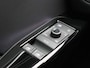 Volkswagen ID.3 Pure Oranje Edition 52 kWh | Navigatie | Draadloze Apple Carplay | Adaptieve cruise control | Lane assist | Stoelverwarming | Stuurwielverwarming | Climate control | Achteruitrij camera | Parkeersensoren |
