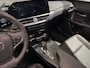 Lexus UX 300e Luxury 54 kWh | Leder interieur | Stoelen verwarmd & gekoeld | Keyless | Soh (batterijcheck) Waarde 99,0 %