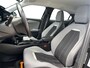 Opel Mokka-e Elegance 3-FASEN 50kWh 136pk | ALL SEASON BANDEN | STOEL + STUURVERW. | 180° CAMERA | NAVI PRO | APPLE CARPLAY / ANDROID AUTO | ISOFIX |