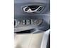 Renault Captur 1.2 TCe Expression,Automaat,Airco,Cruisecontrol,Bleutooth,Trekhaak,Keyless,Achteruitrijsensoren,Ipod Usb Aansluiting,16 Inch Lmv