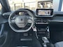 Peugeot 2008 1.2 Hybrid 145 PK Allure | Automaat Hybride | BOUWJAAR 2026 DEMO MET €6.000 VOORDEEL | 360 Graden Camera | Dode Hoek Detectie | Parkeersensoren V+A | Hoge Zitpositie | Climate Control | Stoelverwarming | Navigatie via Telefoon | Dakrails | Cruise Control | Apple Carplay & Android Auto draadloos | LED Verlichting | 17" Lichtmetalen Velgen |