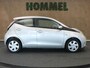 Toyota Aygo 1.0 VVT-i x-play - ORIGINEEL NEDERLANDSE AUTO - AIRCO - BLUETOOTH TELEFOONVOORBEREIDING - CENTRALE DEURVERGRENDELING - ELEKTRISCHE RAMEN VOORZIJDE - BUITENSPIEGELS ELEKTRISCH VERSTELBAAR - GROOT MULTIMEDIA DISPLAY