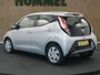 Toyota Aygo 1.0 VVT-i x-play - ORIGINEEL NEDERLANDSE AUTO - AIRCO - BLUETOOTH TELEFOONVOORBEREIDING - CENTRALE DEURVERGRENDELING - ELEKTRISCHE RAMEN VOORZIJDE - BUITENSPIEGELS ELEKTRISCH VERSTELBAAR - GROOT MULTIMEDIA DISPLAY
