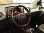 Toyota Aygo 1.0 VVT-i x-play - ORIGINEEL NEDERLANDSE AUTO - AIRCO - BLUETOOTH TELEFOONVOORBEREIDING - CENTRALE DEURVERGRENDELING - ELEKTRISCHE RAMEN VOORZIJDE - BUITENSPIEGELS ELEKTRISCH VERSTELBAAR - GROOT MULTIMEDIA DISPLAY