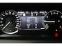 Land Rover Discovery Sport P300e 1.5 R-Dynamic SE | Trekhaak | Meridian audio | Camera | Cruise adaptief | Leder | Elec.stoel geheugen | Dodehoek detectie | Voorstoelen verwarmd | Apple Carplay/Android Auto | Achteruitrijcamera | Apple Carplay/Android Auto|telefoonintegratie premium | Cruise control adaptief