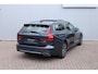 Volvo V60 2.0 T8 Twin Engine AWD Inscription Elektrisch verstelbare stoelen met geheugenfunctie | Achteruitrijcamera | Premium audiosysteem van Harman Kardon | Parkeersensoren vóór en achter | Panoramadak | Stoelverwarming vóór en achter | Cruisecontrol