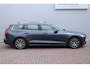 Volvo V60 2.0 T8 Twin Engine AWD Inscription Elektrisch verstelbare stoelen met geheugenfunctie | Achteruitrijcamera | Premium audiosysteem van Harman Kardon | Parkeersensoren vóór en achter | Panoramadak | Stoelverwarming vóór en achter | Cruisecontrol