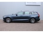 Volvo V60 2.0 T8 Twin Engine AWD Inscription Elektrisch verstelbare stoelen met geheugenfunctie | Achteruitrijcamera | Premium audiosysteem van Harman Kardon | Parkeersensoren vóór en achter | Panoramadak | Stoelverwarming vóór en achter | Cruisecontrol