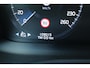 Volvo V60 2.0 T8 Twin Engine AWD Inscription Elektrisch verstelbare stoelen met geheugenfunctie | Achteruitrijcamera | Premium audiosysteem van Harman Kardon | Parkeersensoren vóór en achter | Panoramadak | Stoelverwarming vóór en achter | Cruisecontrol