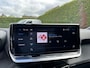 Peugeot 2008 1.2 Hybrid 145 PK Allure | Automaat Hybride | BOUWJAAR 2026 DEMO MET €6.000 VOORDEEL | 360 Graden Camera | Dode Hoek Detectie | Parkeersensoren V+A | Hoge Zitpositie | Climate Control | Stoelverwarming | Navigatie via Telefoon | Dakrails | Cruise Control | Apple Carplay & Android Auto draadloos | LED Verlichting | 17" Lichtmetalen Velgen |