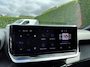 Peugeot 2008 1.2 Hybrid 145 PK Allure | Automaat Hybride | BOUWJAAR 6-2026 DEMO MET €6.000 VOORDEEL | 360 Graden Camera | Dode Hoek Detectie | Parkeersensoren V+A | Hoge Zitpositie | Climate Control | Stoelverwarming | Navigatie via Telefoon | Dakrails | Cruise Control | Apple Carplay & Android Auto draadloos | LED Verlichting | 17" Lichtmetalen Velgen |