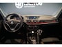BMW X1 sDrive18i + AUTOMAAT / PANORAMA / SPORT / STUUR/STOELVERWARMING