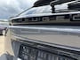 Peugeot 2008 1.2 Hybrid 145 PK Allure | Automaat Hybride | BOUWJAAR 2026 DEMO MET €6.000 VOORDEEL | 360 Graden Camera | Dode Hoek Detectie | Parkeersensoren V+A | Hoge Zitpositie | Climate Control | Stoelverwarming | Navigatie via Telefoon | Dakrails | Cruise Control | Apple Carplay & Android Auto draadloos | LED Verlichting | 17" Lichtmetalen Velgen |