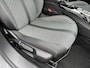 Peugeot 2008 1.2 Hybrid 145 PK Allure | Automaat Hybride | BOUWJAAR 2026 DEMO MET €6.000 VOORDEEL | 360 Graden Camera | Dode Hoek Detectie | Parkeersensoren V+A | Hoge Zitpositie | Climate Control | Stoelverwarming | Navigatie via Telefoon | Dakrails | Cruise Control | Apple Carplay & Android Auto draadloos | LED Verlichting | 17" Lichtmetalen Velgen |